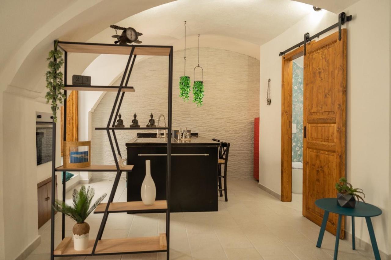 Romantic Suite Centro Storico กัลลีโปลี ภายนอก รูปภาพ