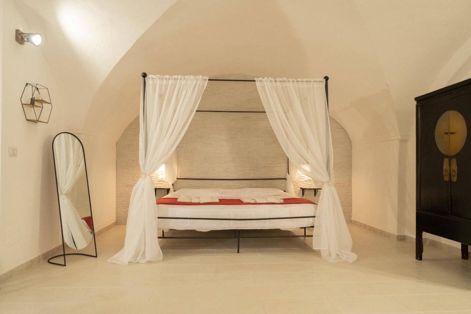 Romantic Suite Centro Storico กัลลีโปลี ภายนอก รูปภาพ